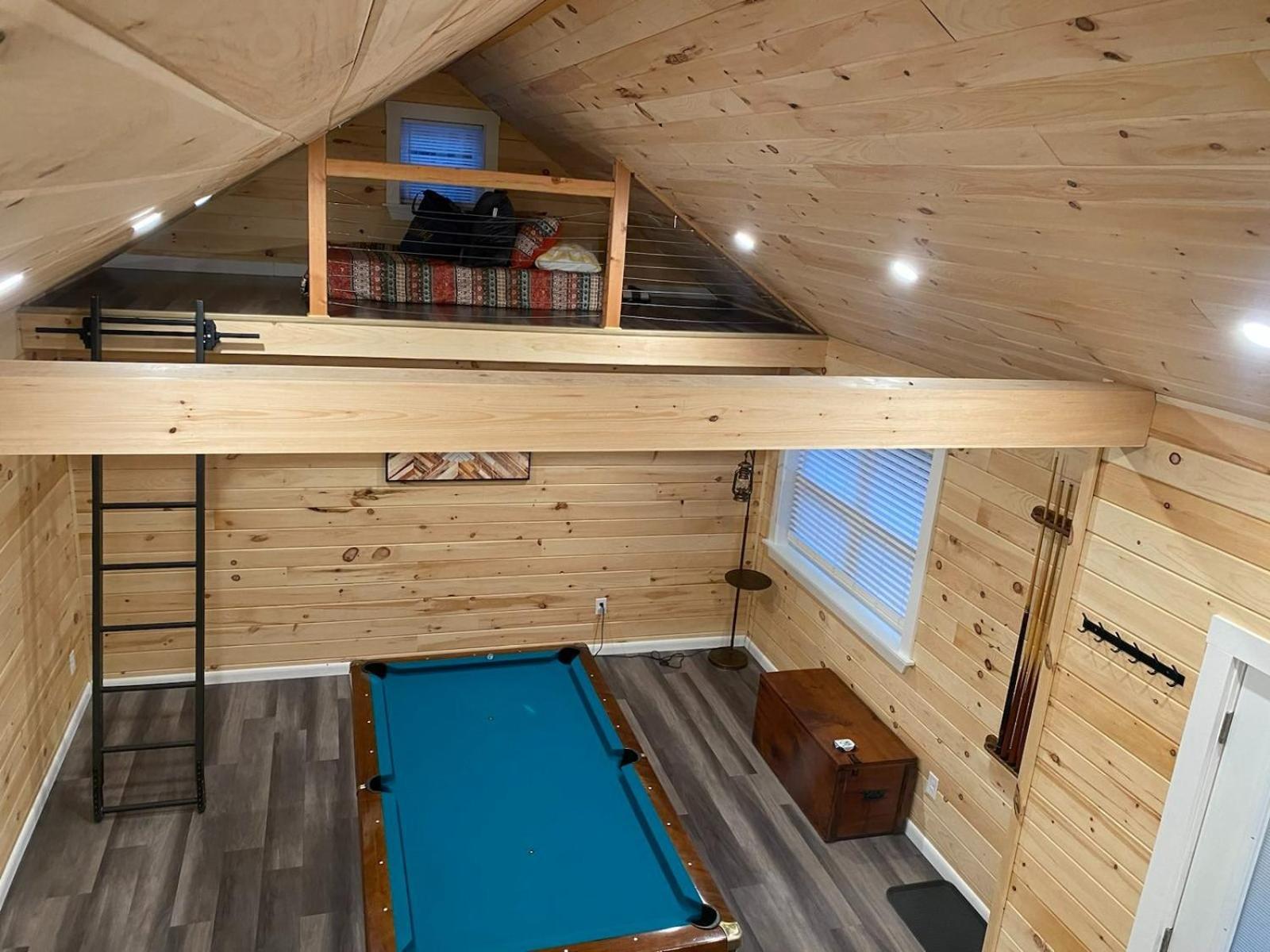 Appartamento 5 Bd W Hottub - Mins To Hunting Hiking & Fishing New Providence Esterno foto